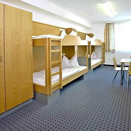 Hotel Jugendgaestehaus *